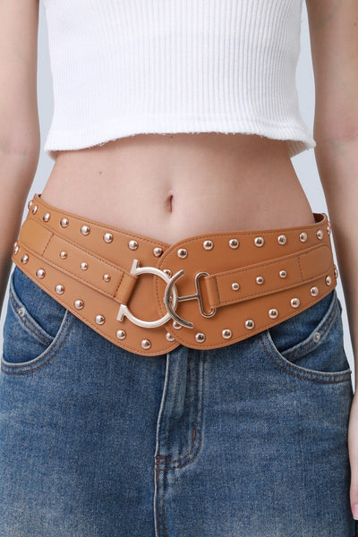 Vintage Bohemian Wide Belt – Studded Leather Waist Cincher ⛓️🌹