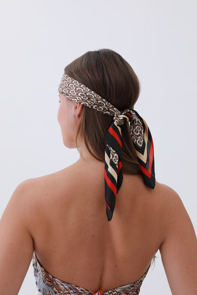 Retro Chain Link Bandana – 70s Glam Meets Silky Edge ⛓️✨