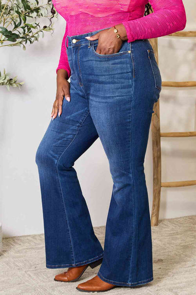 Judy Blue Jeans with Pockets
