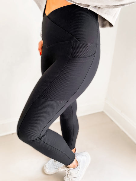 Black Max Sculpt Ribbed Leggings