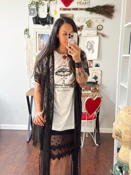 Size Large (10/12) SAMPLE // Practical Magic Tee