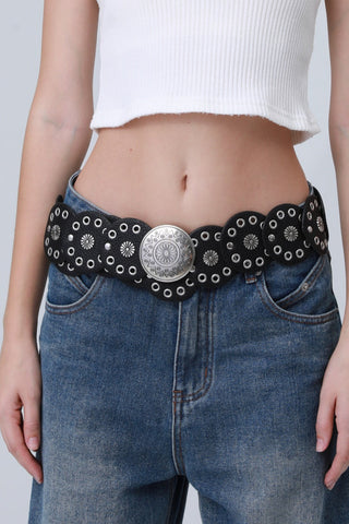 Boho Western Belt – Vintage Round Patch & Studded Detail 🌵✨