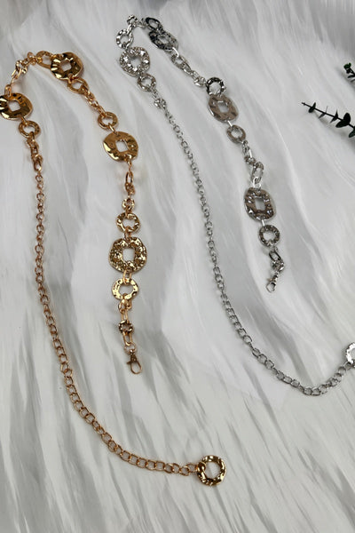 Hollow-Out Disc Waist Chain – Lightweight Metal Accent 🥗