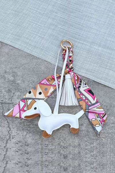 Fringed Dachshund Leather Charm – Multi-Use Bag Accessory & Scarf Ring 🐶💫