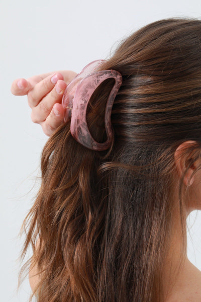 Crescent Moon Hair Clip – Minimalist Curve Design 🌙