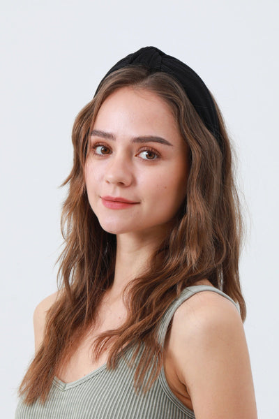 Waffle Texture Knit Headband – Cozy & Chic Hair Wrap 🧣