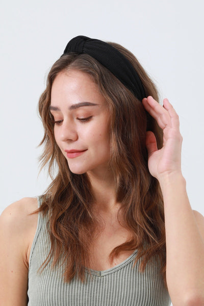 Waffle Texture Knit Headband – Cozy & Chic Hair Wrap 🧣
