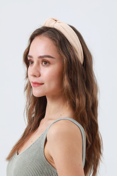 Waffle Texture Knit Headband – Cozy & Chic Hair Wrap 🧣