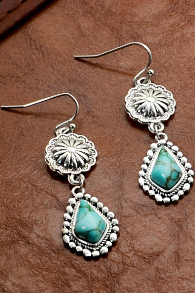 Vintage Floral Earrings – Boho Turquoise Accent 🌸💎