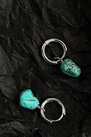 Natural Turquoise Earrings – Irregular Stone Design 💎🌿