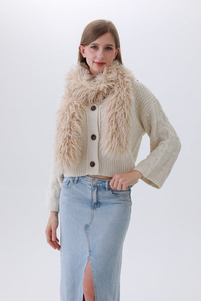 Luxe Feather-Trim Scarf  ❄️ 2 Colors