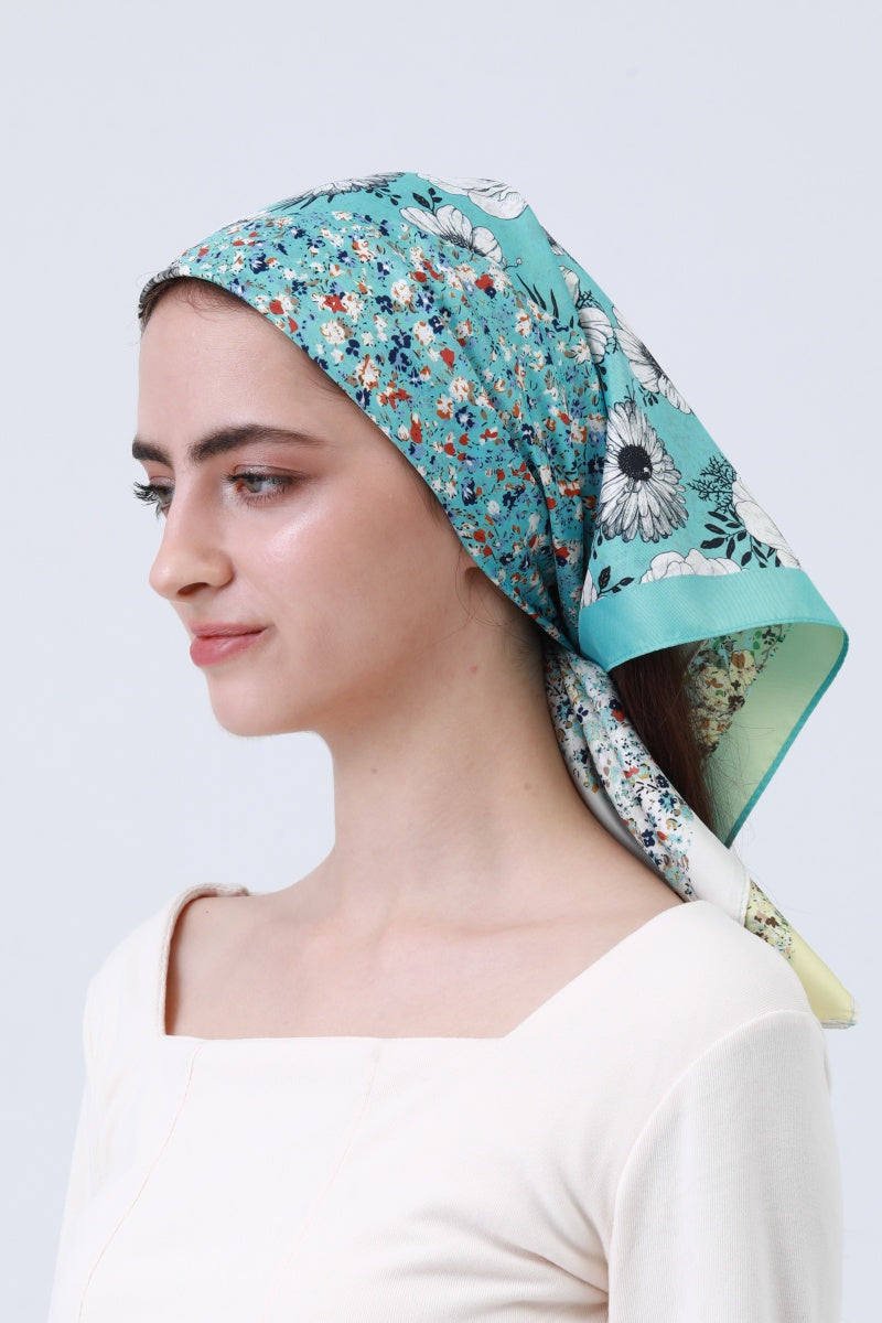 Dual-Tone Gingham Floral Bandana – Reversible Silky Square Scarf 🌸🎀