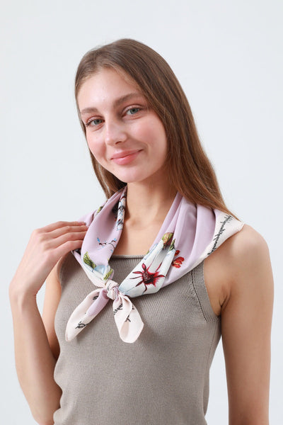 Camelia Floral Print Bandana – Smooth & Chic Scarf 🌺
