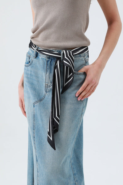 Striped Satin Silky Skinny Scarf 🖤🤍 2 colors
