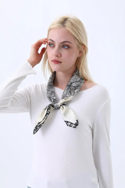 Women's Elegant Square Scarf with Abstract Leaf Print & Houndstooth Trim