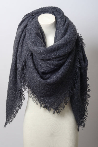 Luxury Mohair Square Scarf – Cozy & Elegant Wrap ❄️🧣