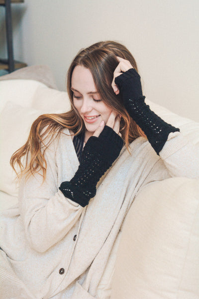 Texting-Friendly Arm Warmers – 5 colors ❄️📱