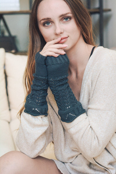 Texting-Friendly Arm Warmers – 5 colors ❄️📱