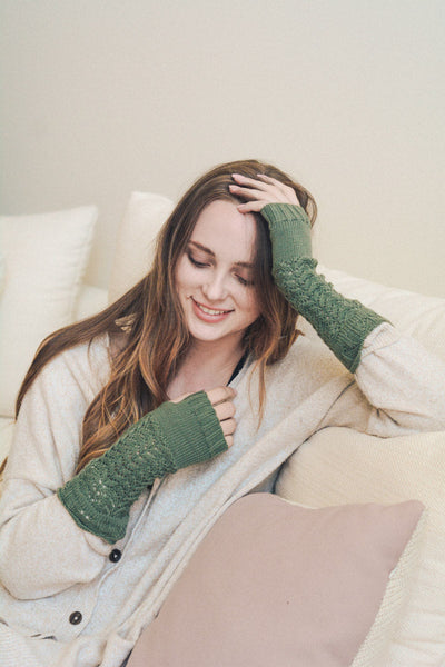 Texting-Friendly Arm Warmers – 5 colors ❄️📱