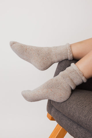 Thick Knit Crew Socks for Ultimate Fall & Winter Warmth 🧦 4 colors