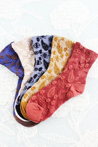 Cashew-Print Socks – Lightweight & Breathable Comfort 🌰🧦
