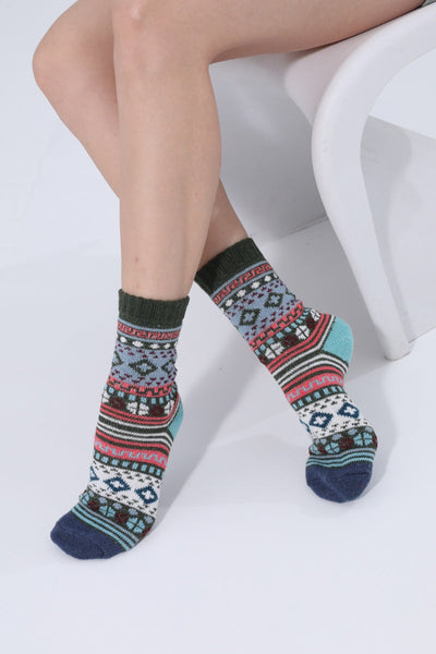 Retro Fair Isle Geometric Knit Crew Winter Socks For Women Leto Collection