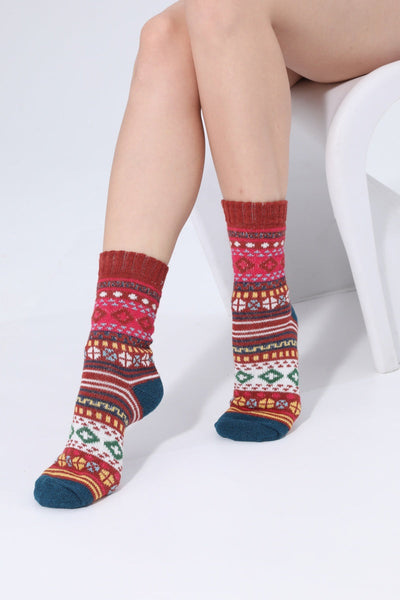Retro Fair Isle Geometric Knit Crew Winter Socks For Women Leto Collection