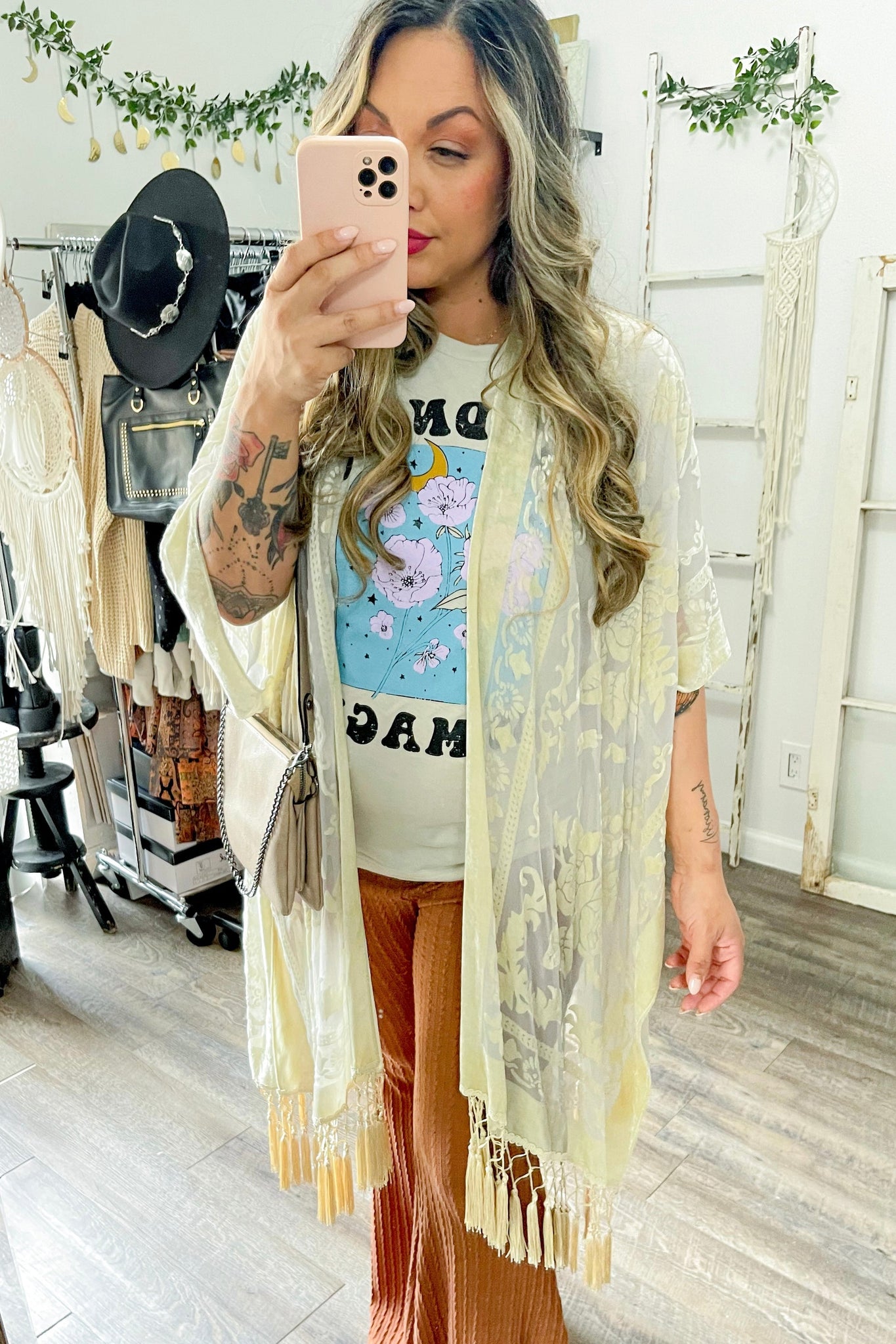 A Velvet Mesh Tapestry Kimono - 4 colors
